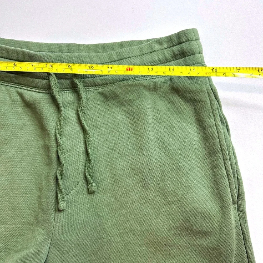 Gap Mens Fleece Logo Shorts Olive Green Small Drawstring Pockets Sweat Shorts